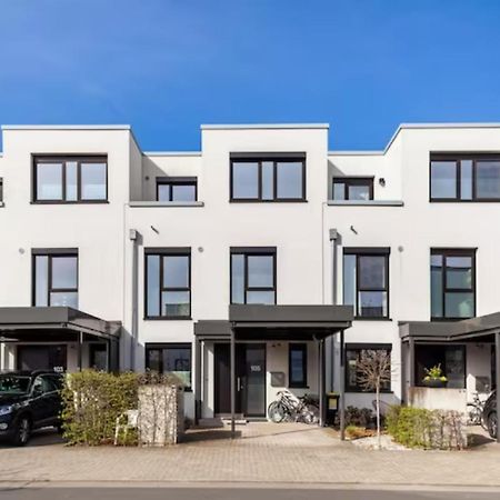 Privat Zimmer Richtung Messe Hannover Exterior photo