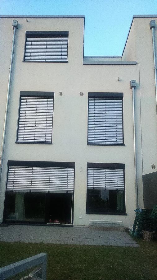 Privat Zimmer Richtung Messe Hannover Exterior photo