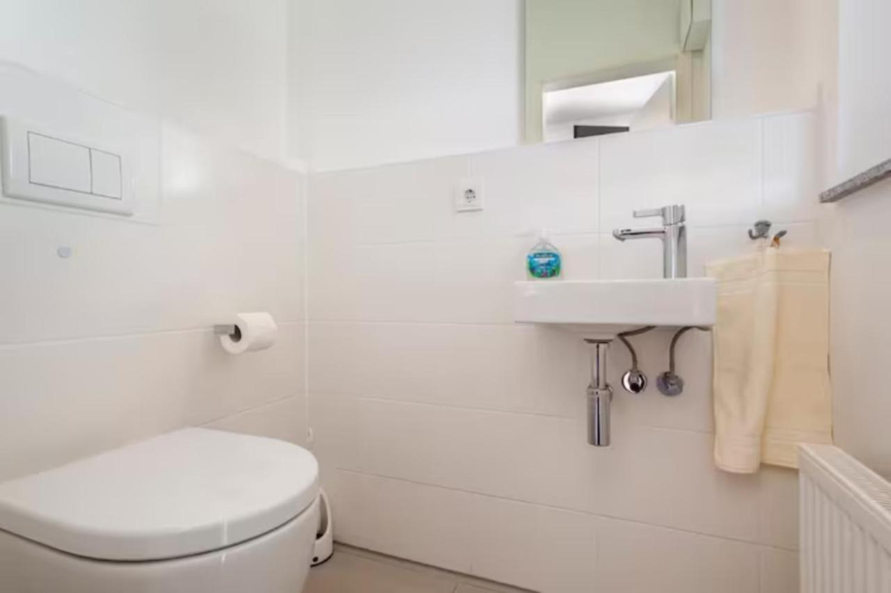 Privat Zimmer Richtung Messe Hannover Exterior photo