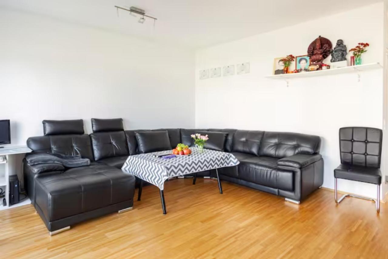 Privat Zimmer Richtung Messe Hannover Exterior photo